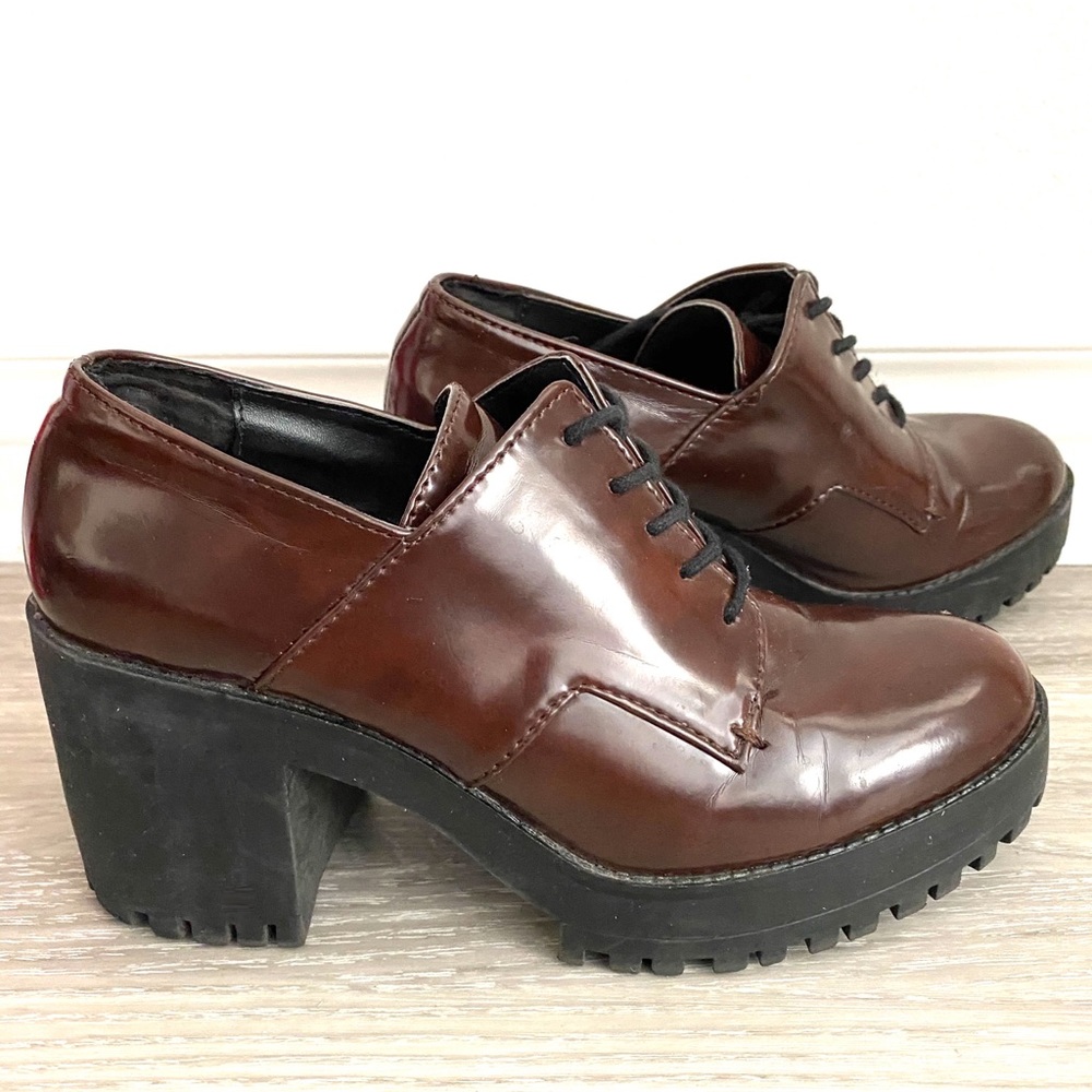 ZARA - Burgandy lace boot heels - size 6